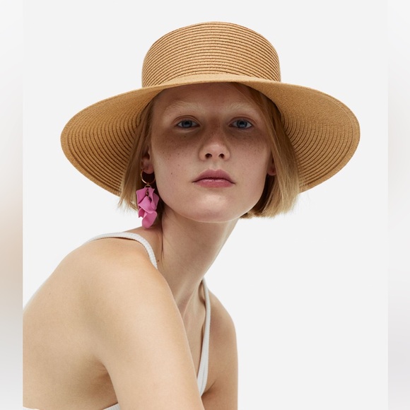 H&M Straw Hat - Picture 1 of 9